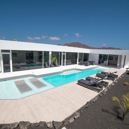 Valhalla Villa Плая Бланка Екстериор снимка