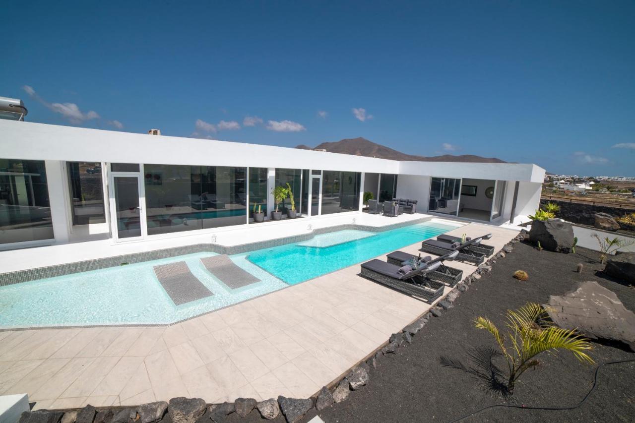 Valhalla Villa Плая Бланка Екстериор снимка
